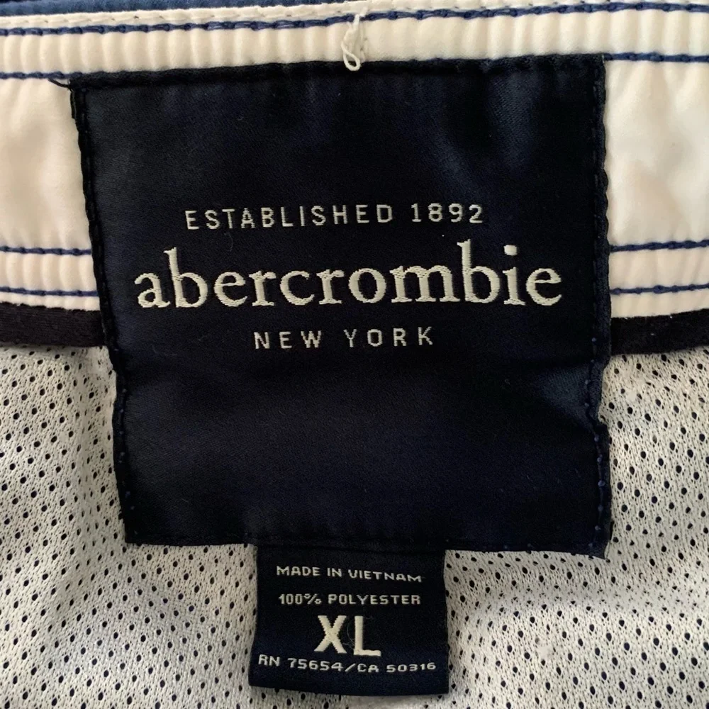 Abercrombie Boys Swim Shorts Spellout Board Shorts Sz XL